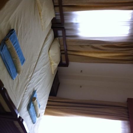 Zakos Court Apartments Lárnaka Kültér fotó