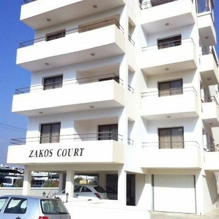 Zakos Court Apartments Lárnaka Kültér fotó